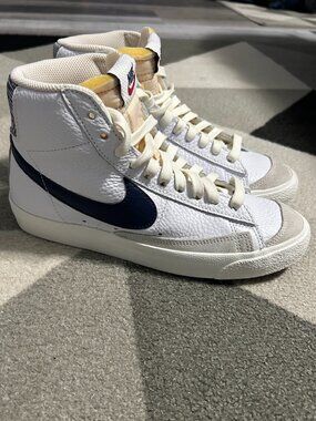 Nike Blazer Mid '77 "Washed Denim" White/Navy/Cream Sneakers Men's Size 6